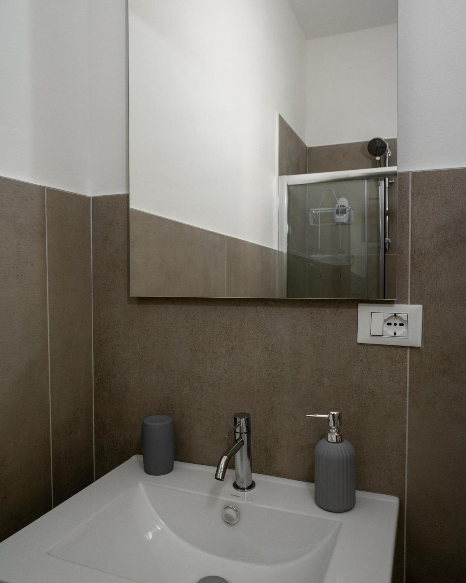 Habitación en casa particular Casa Enea-camera Con Bagno Privato