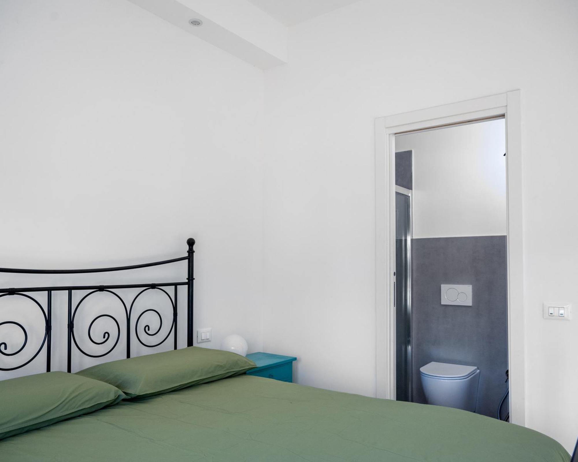 Casa Enea-camera Con Bagno Privato
